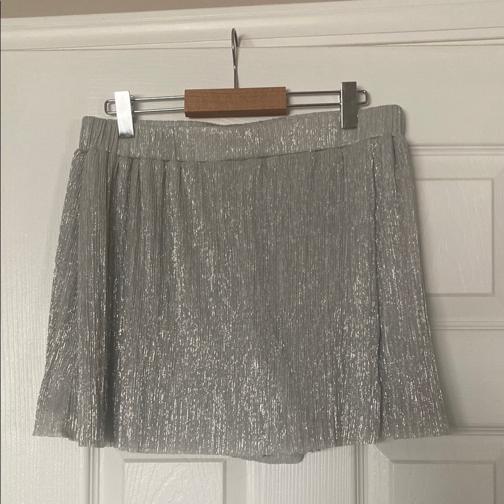 Express Silver Skort